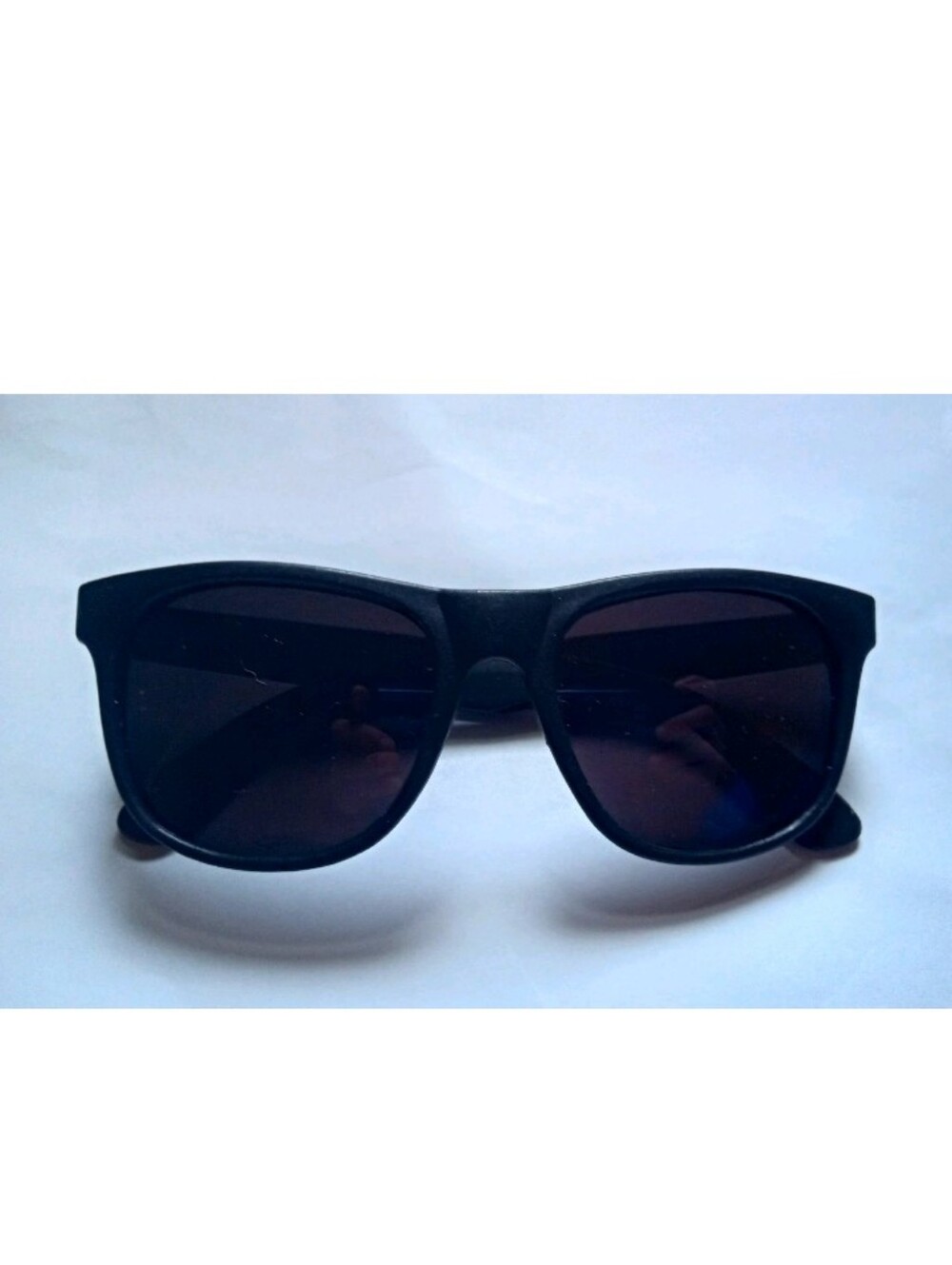 Unmarked Sunglasses Black Plastic Frame Black Tinted Plastic Lenses Classic